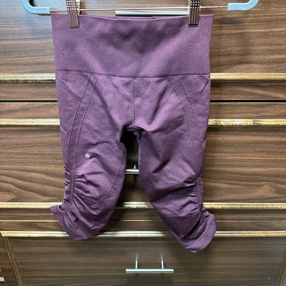 Lululemon In The Flow Crop II Size 4 - Picture 6 of 8